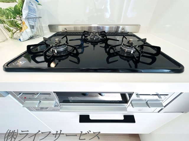 【キッチン】 | グランコート西中島 | グリル/３口ガスコンロでお料理も楽々