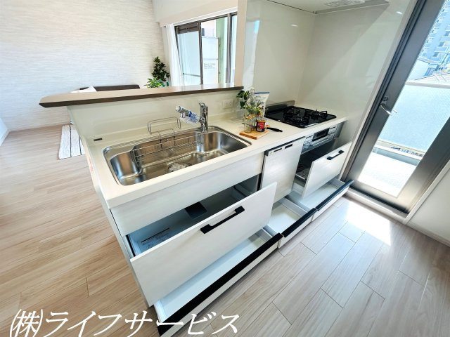 【キッチン】 | グランコート西中島 | 使い勝手の良い引き出し収納