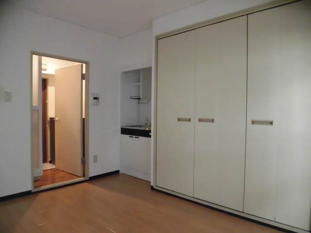 大阪市中央区南船場１丁目の賃貸マンションの内装