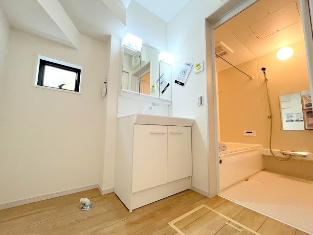 立川市西砂町２丁目新築戸建て　全1棟の独立洗面台