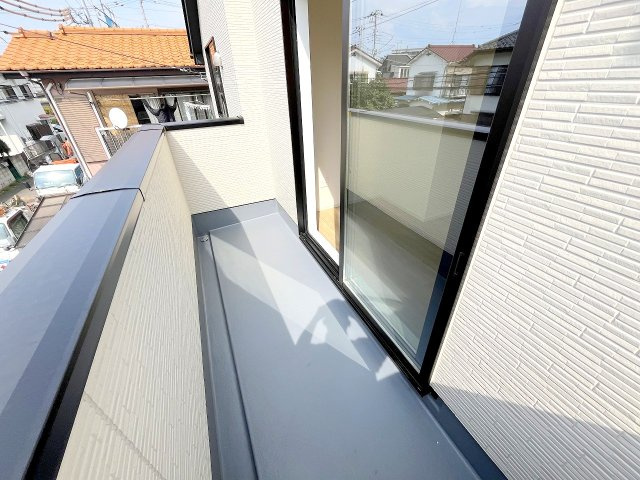 立川市西砂町２丁目新築戸建て　全1棟のバルコニー