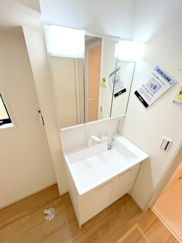 立川市西砂町２丁目新築戸建て　全1棟の独立洗面台