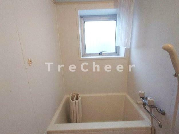 二葉ビルの浴室