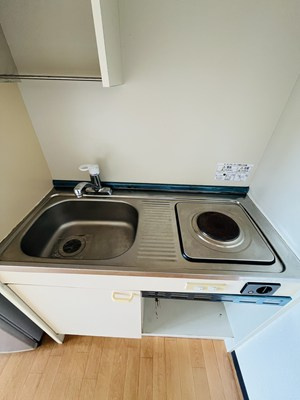 弐番館のキッチン