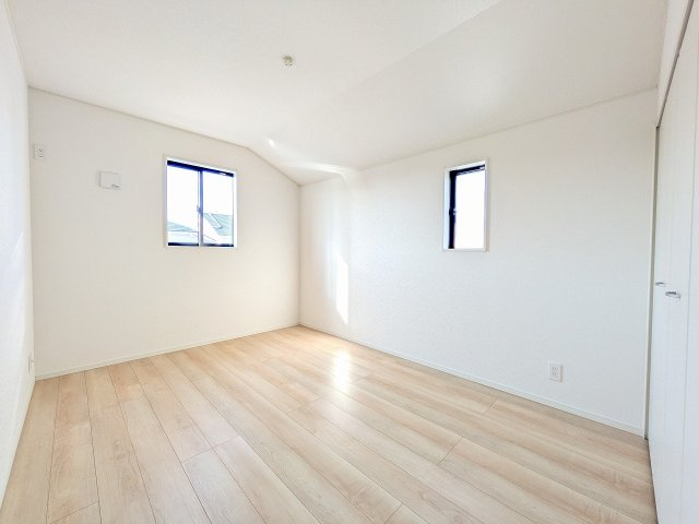 八王子市　川口町　新築一戸建て　８６期の洋室|～2階6.5帖の洋室　全居室6.5帖超えの南向き～