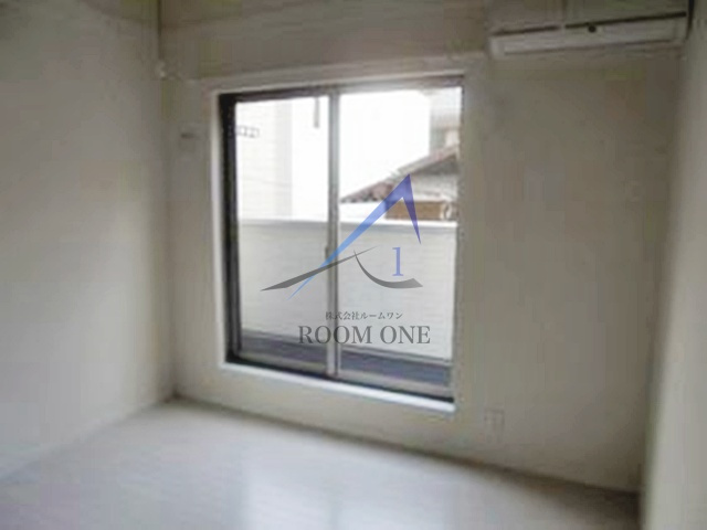 ヴェラハイツ白楽参番館の居間・リビング|洋室のお部屋です。