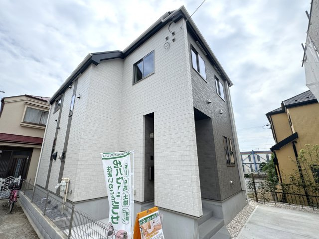 市川市曽谷４丁目新築戸建【曽谷小学校：8分】の外観|完成済み内覧可能です！！