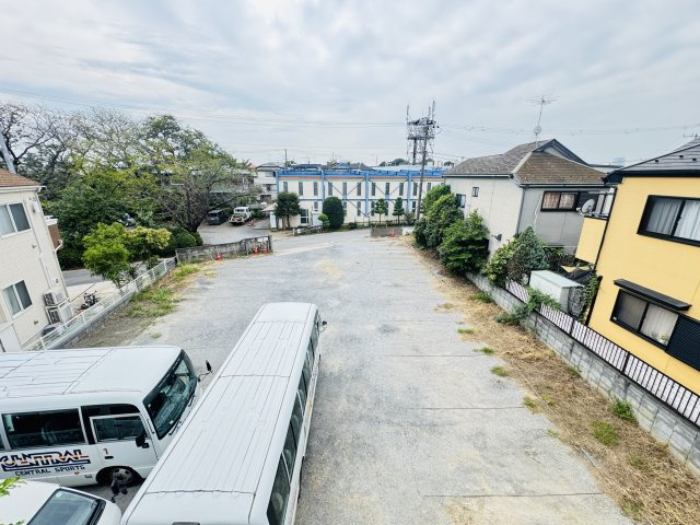 市川市曽谷４丁目新築戸建【曽谷小学校：8分】の展望|バルコニーより南側眺望・南側駐車場につき日当たり良好♪