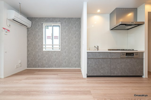 パークサウス栗田の居間・リビング