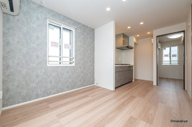 パークサウス栗田の居間・リビング