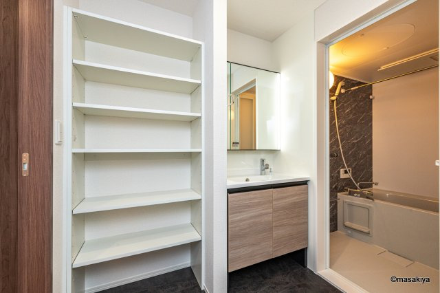 パークサウス栗田の洗面所