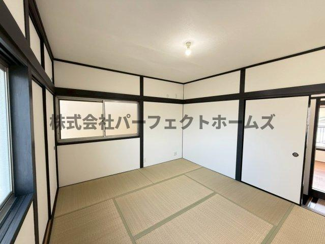 木屋町戸建　賃貸の和室|きれいな和室です