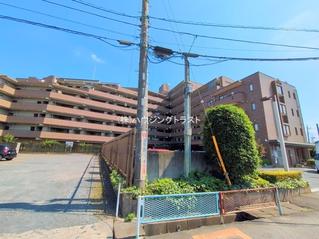 仲介手数料無料　リーベスト所沢７階の外観