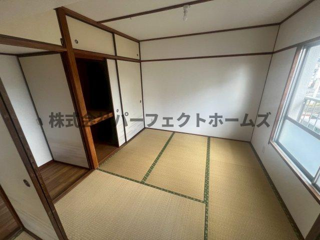 藤が尾4丁目テラスハウス　賃貸の和室|来客時にも便利な和室付き