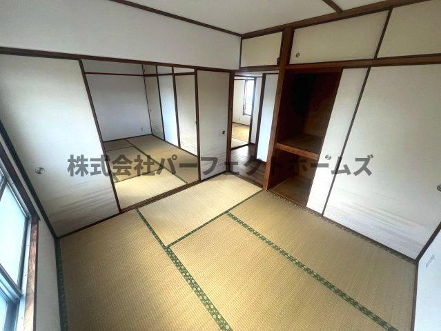 藤が尾4丁目テラスハウス　賃貸の和室|柔らかい畳が心地よい和室