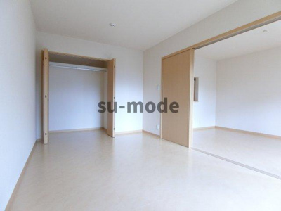 【寝室】 | ランプロン