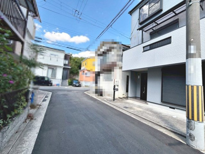 【前面道路含む現地写真】 | 八田北町　中古一戸建 | 八田荘公園まで徒歩１０分！気軽な近さでお散歩コースやジョギングコースにもいいですね♪気分もリフレッシュされますよ♪