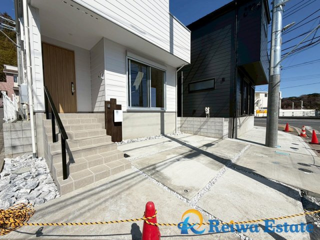 新築戸建　藤沢市大庭の駐車場|自転車やバイクの駐輪スペースもございます。