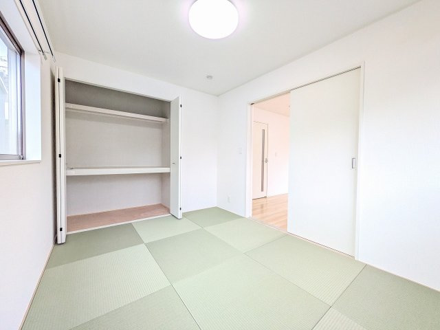 八王子市　川口町　新築一戸建て　８６期の収納|～収納力の高いクローゼット完備～