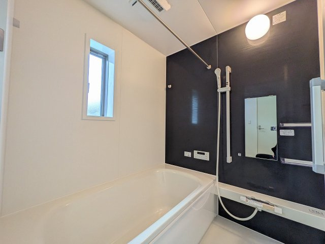 八王子市　川口町　新築一戸建て　８６期の浴室|～のびのびくつろげるバスルーム　１日の締めくくりに癒やしのバスタイムを～