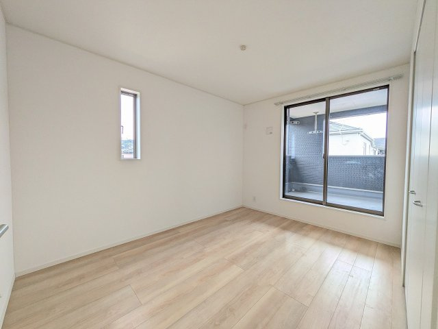 八王子市　川口町　新築一戸建て　８６期の子供部屋|～2階バルコニーに面している6.0帖の洋室です～