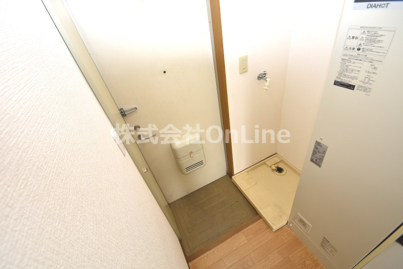 東大阪市三ノ瀬１丁目のアパートの玄関