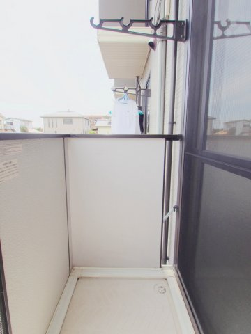 シーソン城泉　B棟のバルコニー