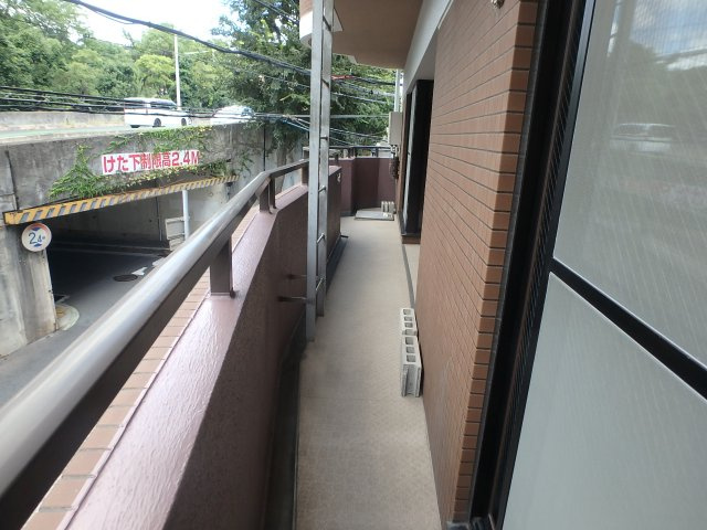 コロナール住吉のバルコニー