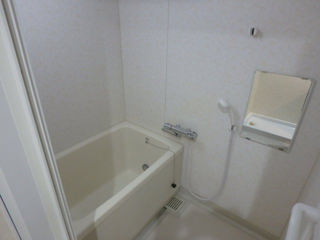 コロナール住吉の浴室