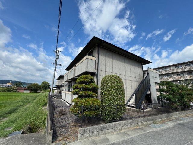 1棟マンション・アパート　24戸1棟＋6戸3棟　の外観|ビレッジ城西