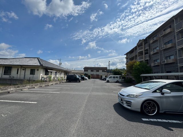 1棟マンション・アパート　24戸1棟＋6戸3棟　の駐車場|Ｔｏｒａｎｏ城西