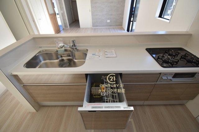 ケイアイフィット　水戸市平須町　13期 　限定1棟！のキッチン|食事の後片付けもラクラクの食洗機つき♪水道代の節約になり、気になる手荒れも防げそう！
