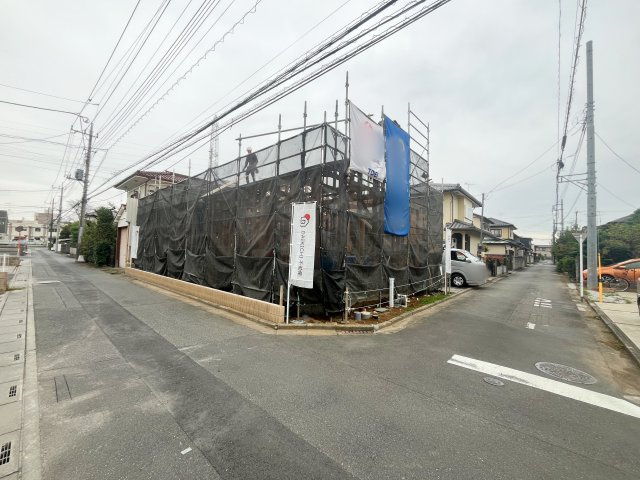 【前面道路含む現地写真】 | 熊谷市新堀　ブルーミングガーデン　新築戸建　全1棟　1号棟 | 10/14撮影