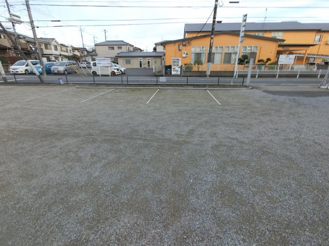 【駐車場】