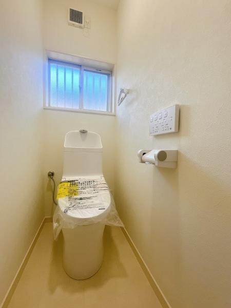 笠岡市大井南　リフォーム済み　中古一戸建て【仲介手数料無料】のトイレ