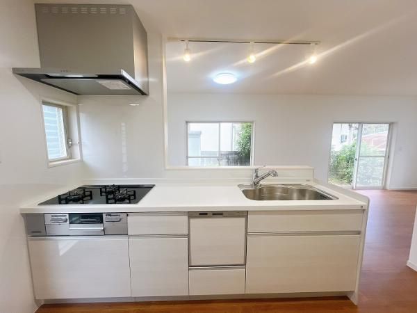 笠岡市大井南　リフォーム済み　中古一戸建て【仲介手数料無料】のキッチン