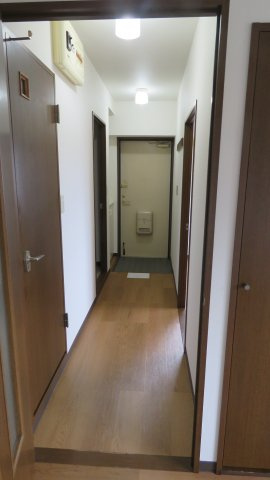 グランシャリオの玄関