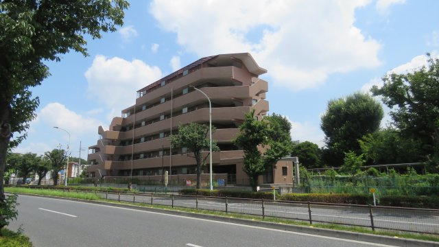 グランシャリオの外観