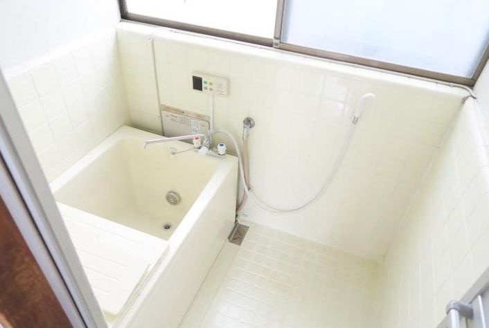 あやめ荘の浴室