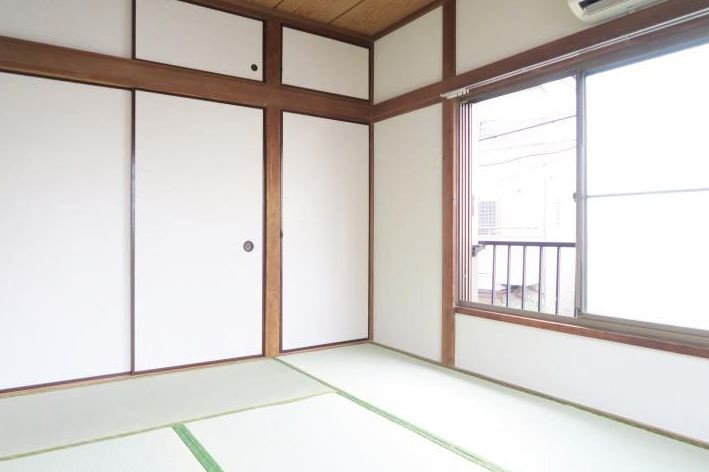 あやめ荘の和室