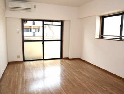 【居間・リビング】 | 仲介手数料０円！HPには初期費用掲載！「プライスホーム」で検索！日之出ビル第2平尾