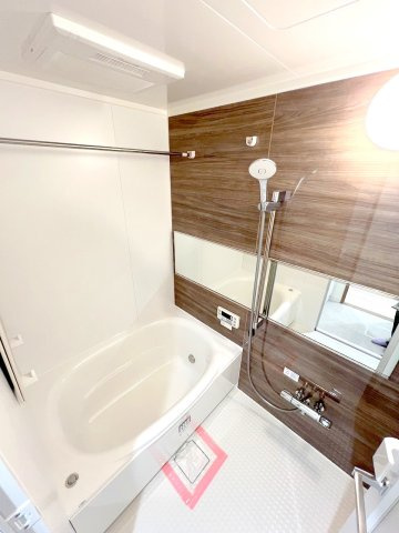 リーベスト立川錦町Ⅱの浴室