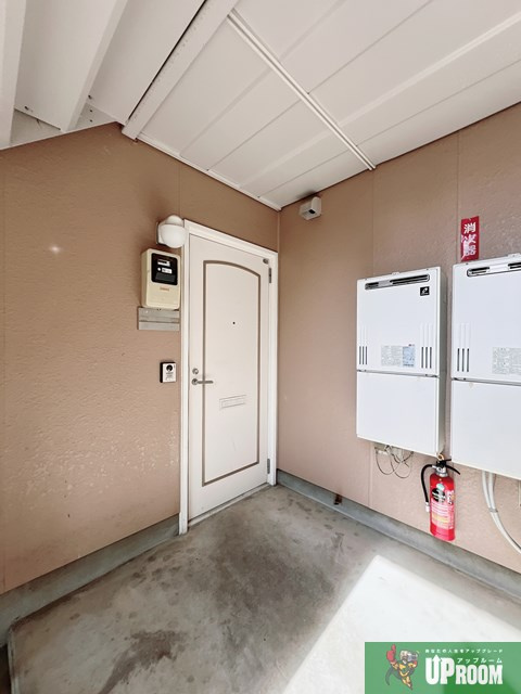 サンヴィレッジ堂子の玄関