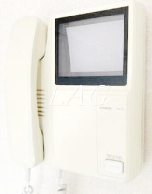 【セキュリティ】 | エスポワール本町 | モニター付インターホンです。