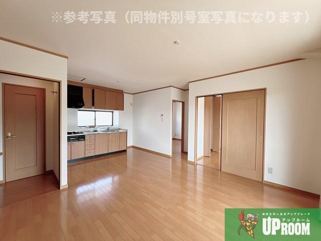 サンシャイン本郷B棟の居間・リビング