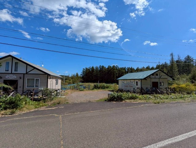鶴居村【店舗付き住居＋工房】2棟セット売のその他共用部分