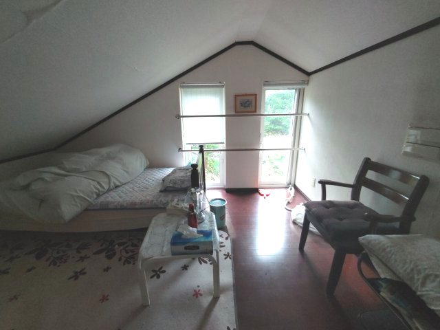 鶴居村【店舗付き住居＋工房】2棟セット売の洋室|2階間取り