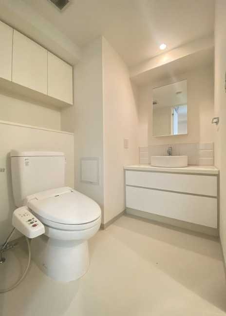 コンフォリア駒澤　礼金0　駅近　常時ゴミ出し可のトイレ