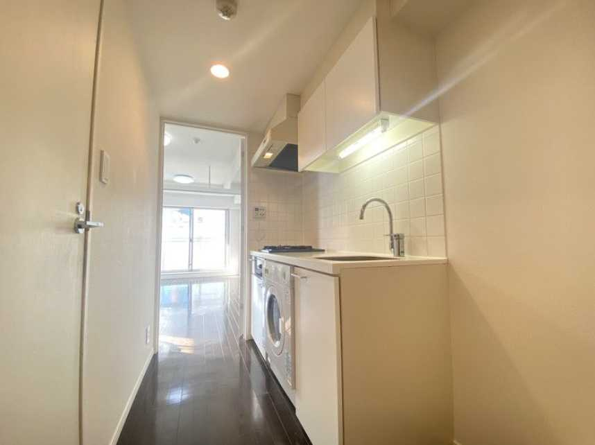 コンフォリア駒澤　礼金0　駅近　常時ゴミ出し可の玄関