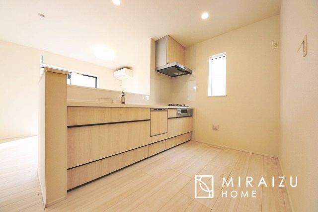 【前面道路含む現地写真】 | 平日・休日問わず、いつでもご見学が出来ます♪☆実際に見て、触れて感じる安心のお住まい探しを体験して下さい♪☆物件情報だけでなく、地域の特色などなどエリア情報もお伝え出来たら嬉しいです♪